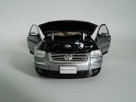 1:18 Welly Volkswagen Passat 2000 Grey Metallic. Uploaded by Francisco
